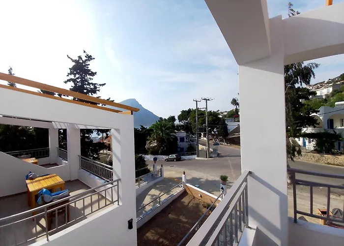 Odyssey By Climbing House